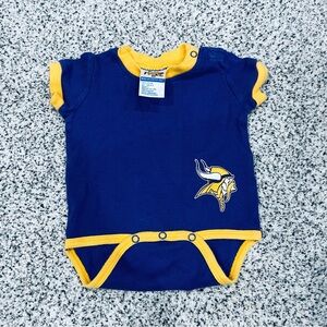 NFL Nike baby girl MN Minnesota Vikings bodysuit size 3-6 
Months.